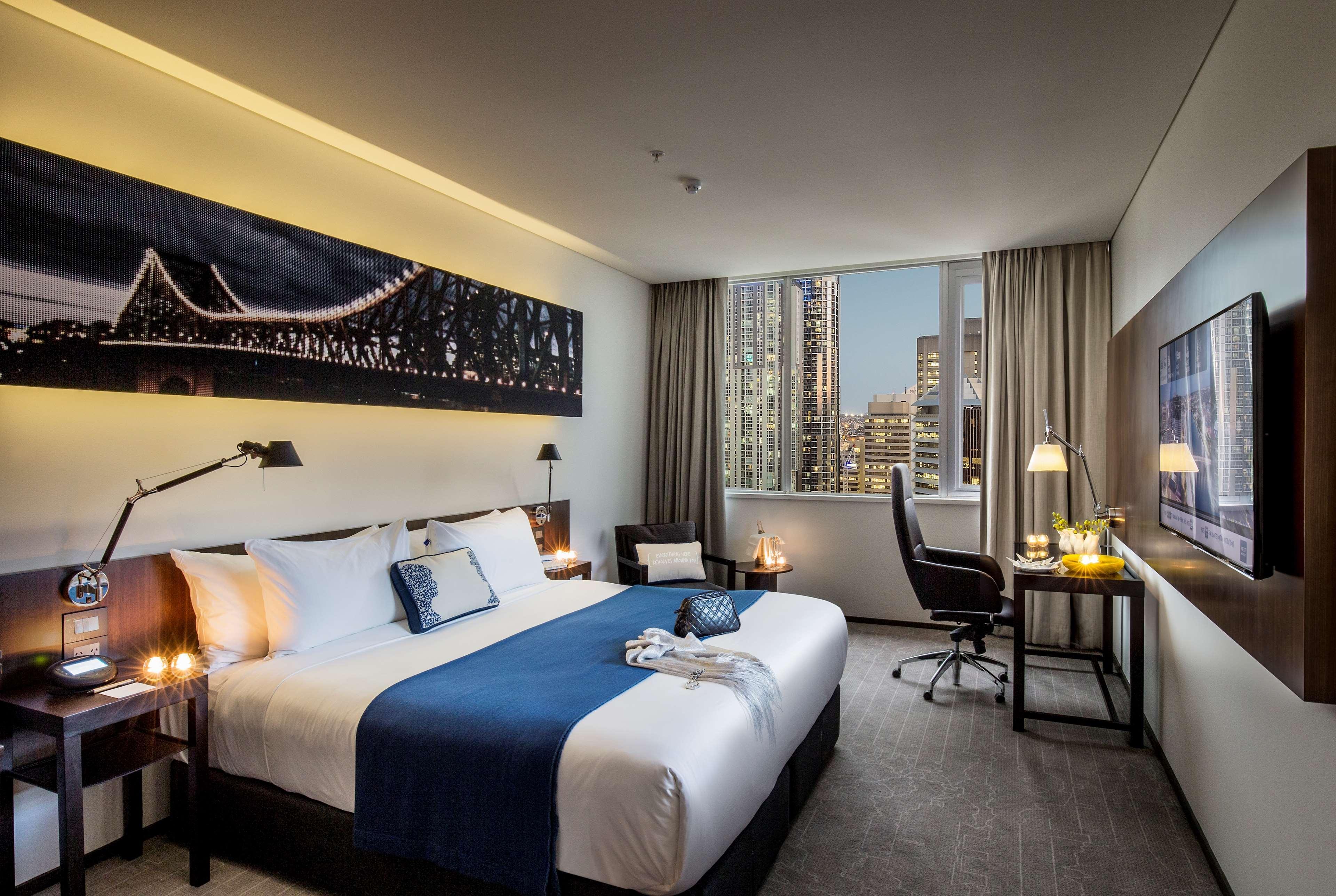 Hyatt Regency Brisbane Hotel Exterior photo Deluxe Room